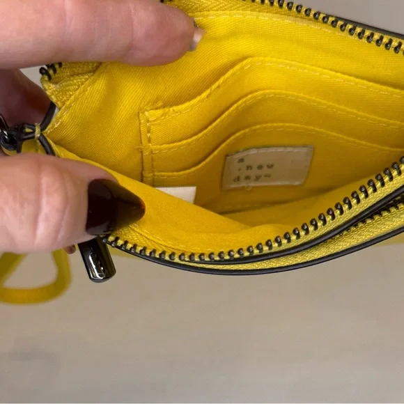 A New Day Sunny Yellow Wristlet Clutch - Picture 3 of 5